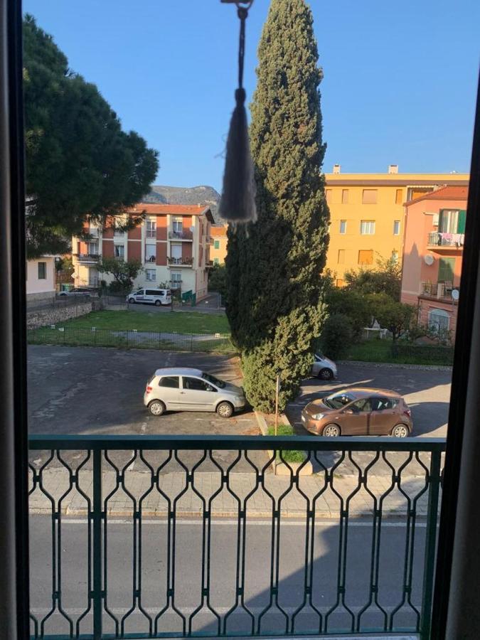 Appartamento Tevere Finale Ligure Buitenkant foto